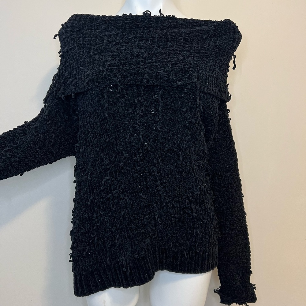 Off the shoulder chunky sweater